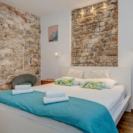 Dar Mar - Studio In The Heart Of *
